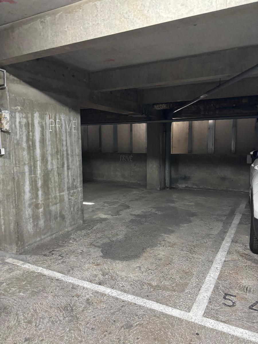 Parking / Garage en location &agrave; Lyon