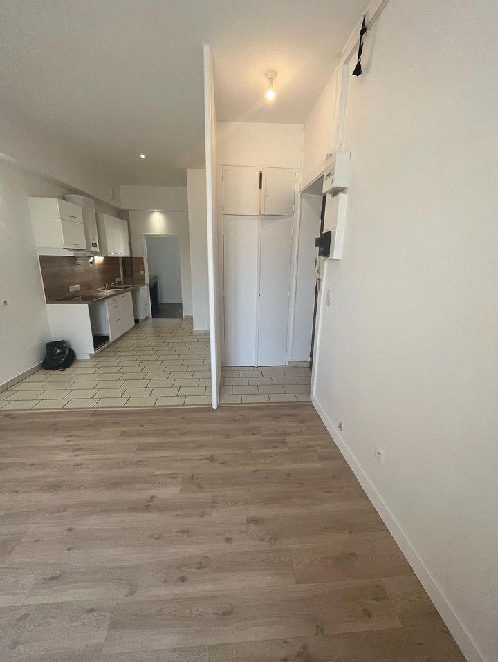 appartement 2 pièces - LYON