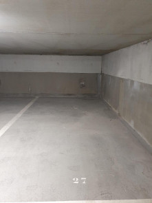 Parking / Garage en location à Lyon