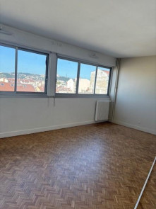 Appartement en location à Lyon / 1 pièce 40 m²