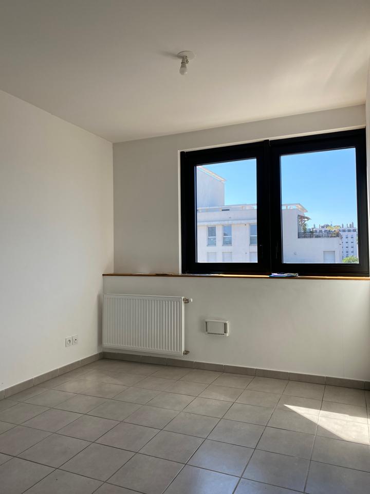 appartement 2 pièces - LYON